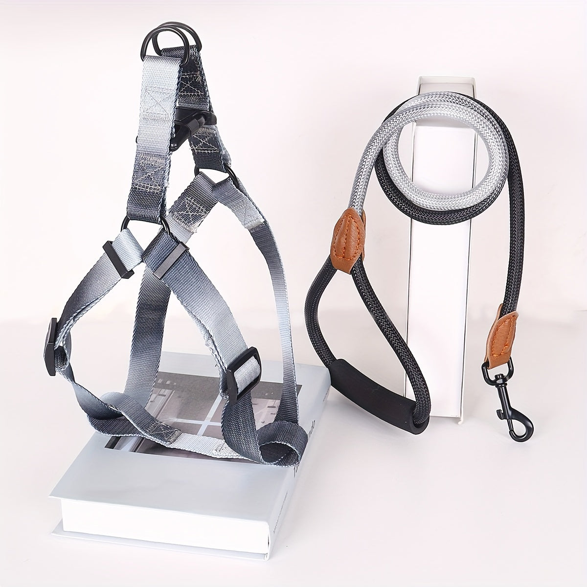 Colorful Pet Chest Harness & Leash Set for Cats & Dogs – All-Season Universal Adjustable Back Harness for Indoor & Outdoor Use – No-Pull Vest Harness for Small Medium Pets, No Battery Required